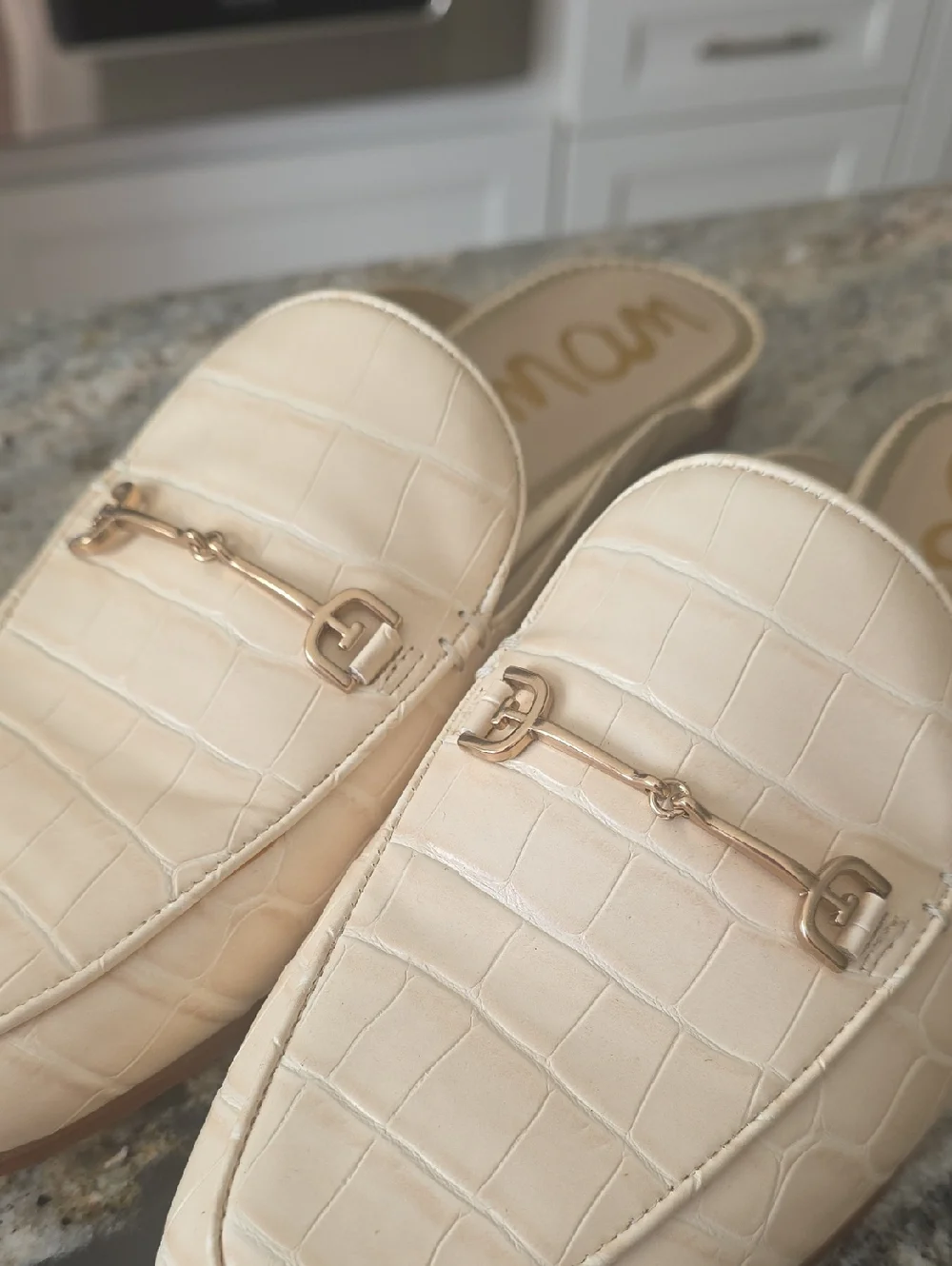 PRISTINE Sam Edelman Linnie Horse Bit Mule Eggshell Croc Size 9.5 Cream Ecru - Picture 13 of 13